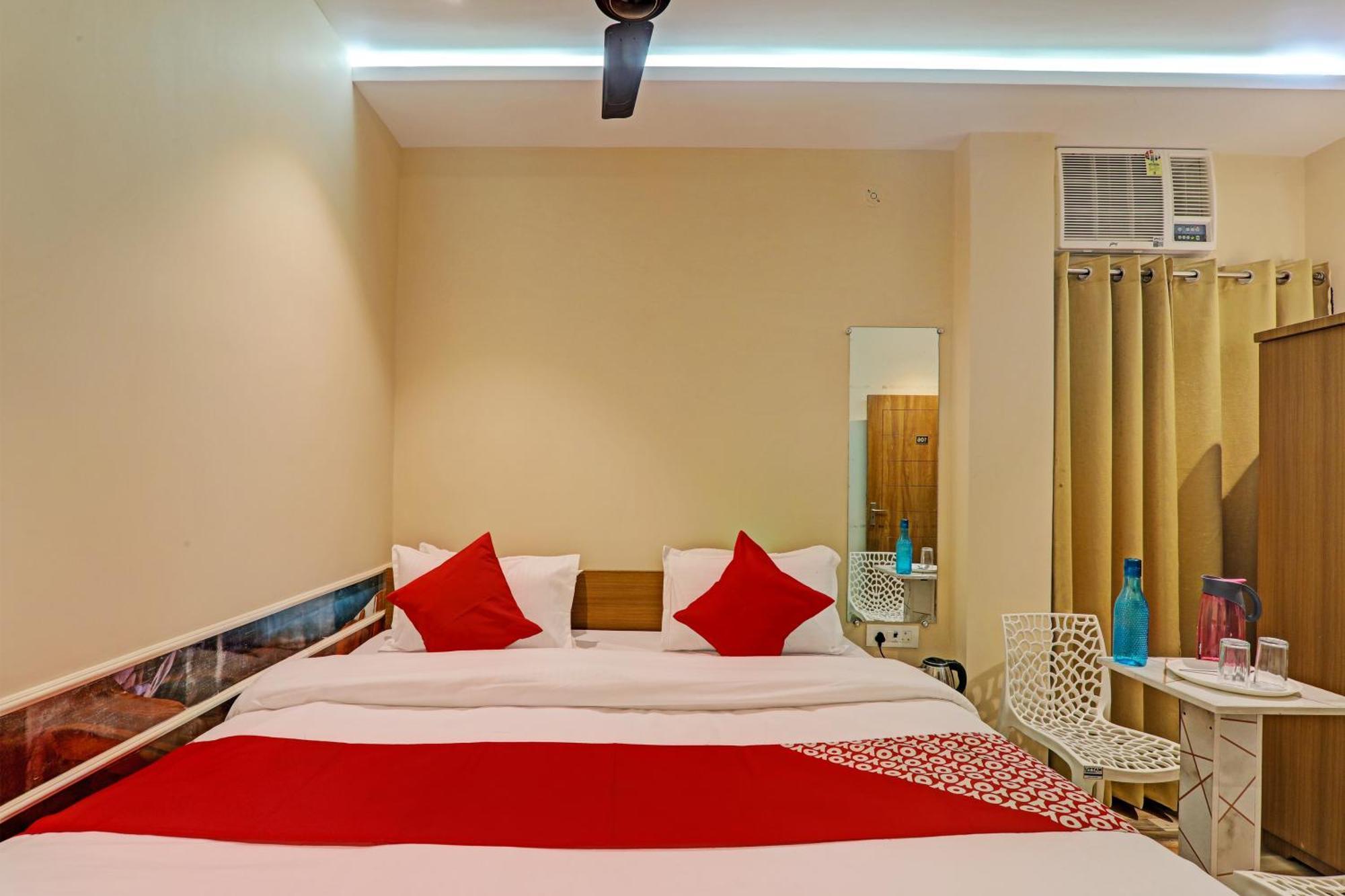 Hotel O Royal Regency Palace Gorakhpur Luaran gambar
