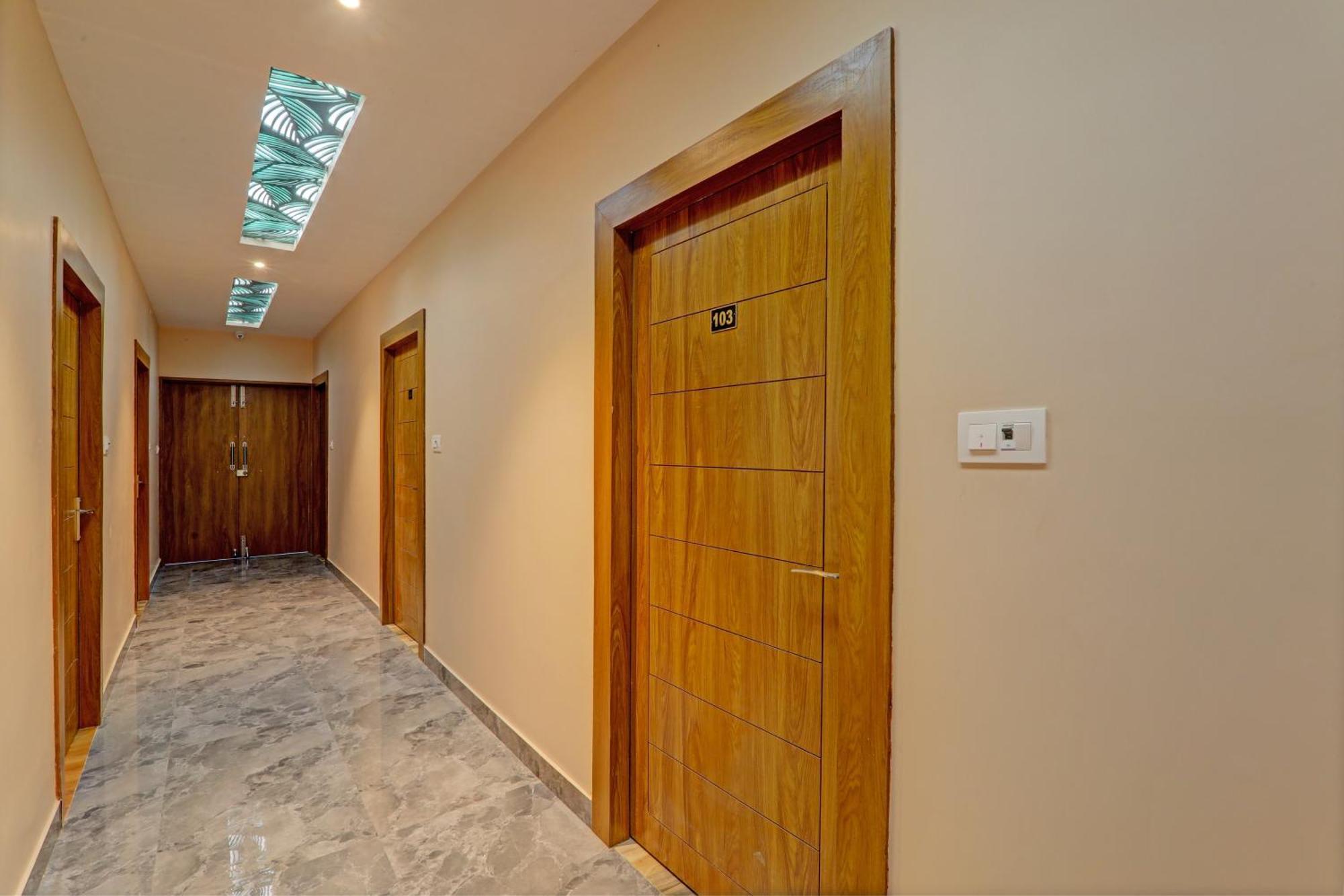 Hotel O Royal Regency Palace Gorakhpur Luaran gambar