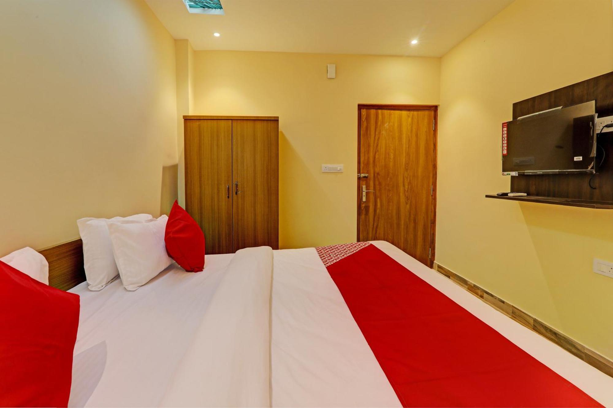 Hotel O Royal Regency Palace Gorakhpur Luaran gambar